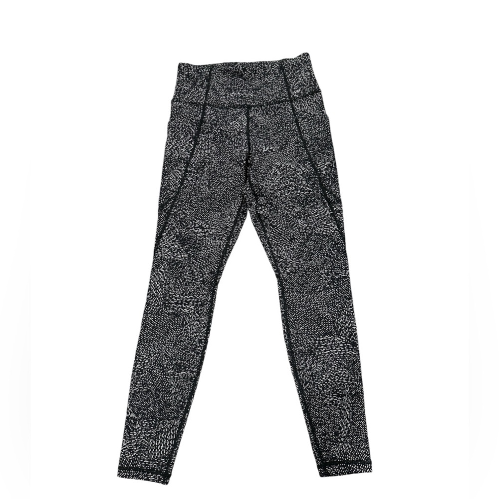 Athleta Salutation Stash Pocket Rainwater‎ Leggings Athletic Black White SIZE XS